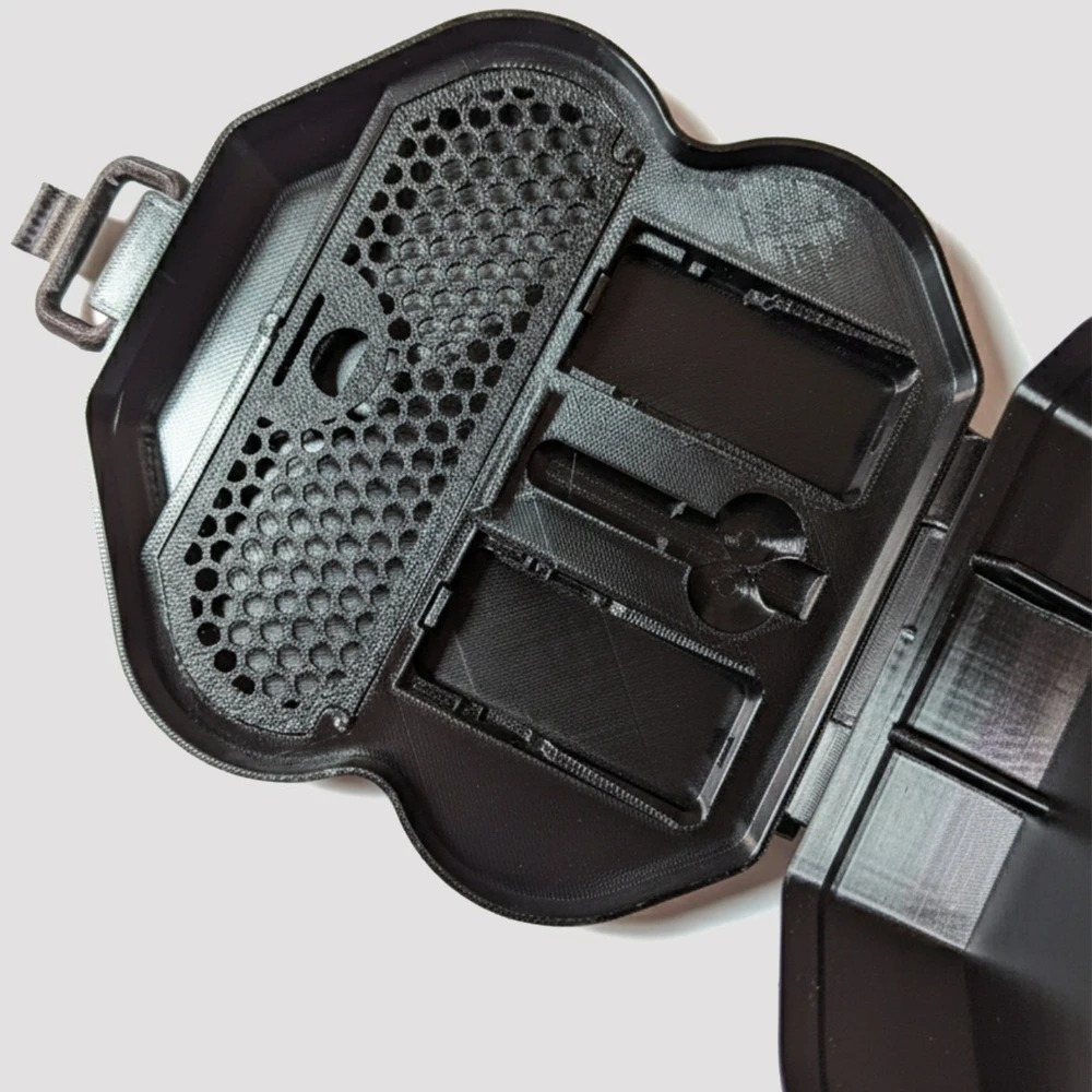 Multi-functional Carrying Case - مراجعة Drone Battery Case وسعره